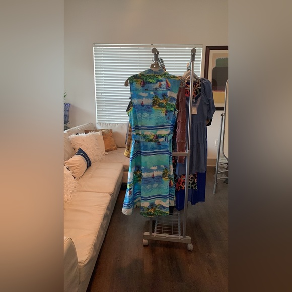 NWT belted sundress with tropical sailboat print- L - Picture 2 of 3